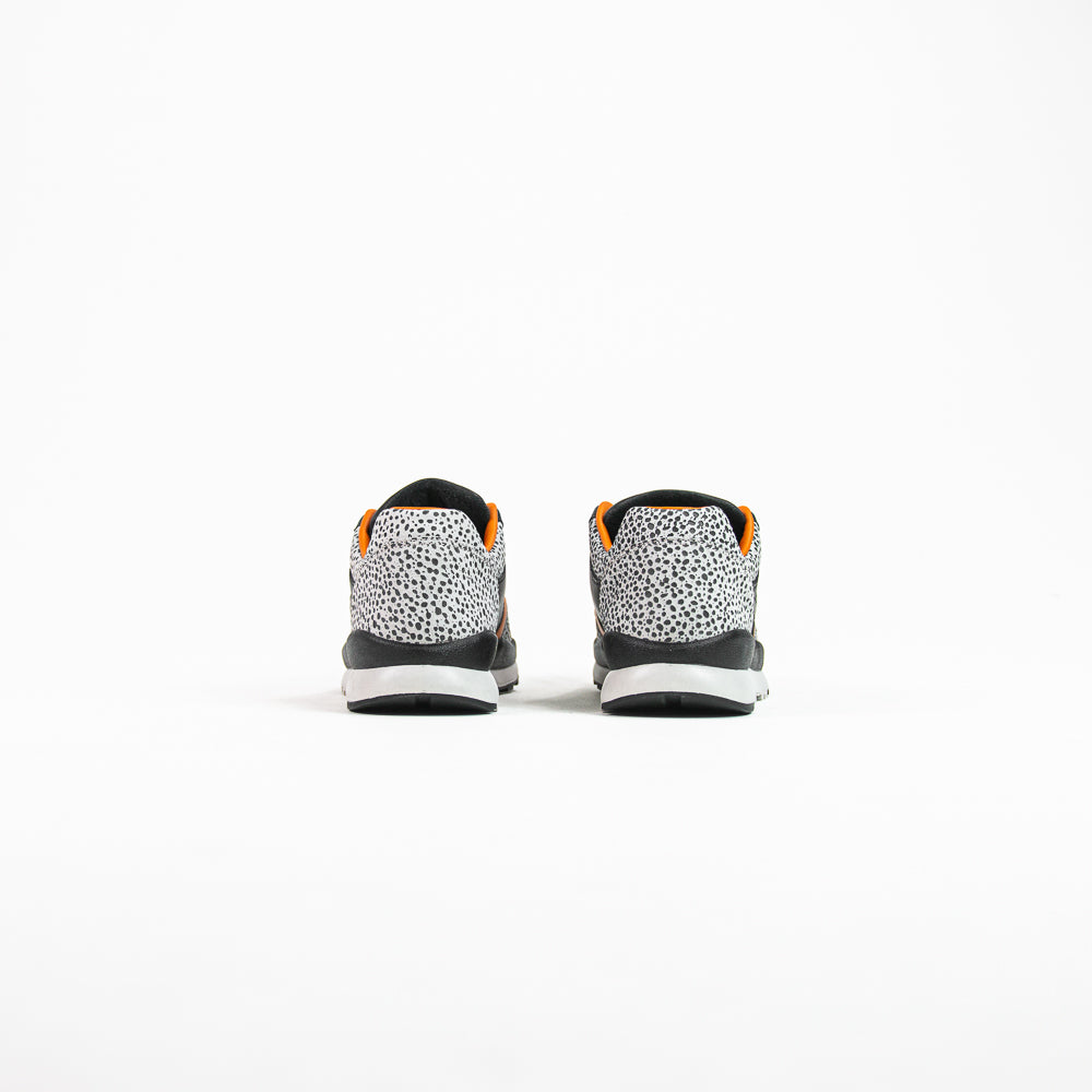 Air Safari (Black/Black-Monarch)