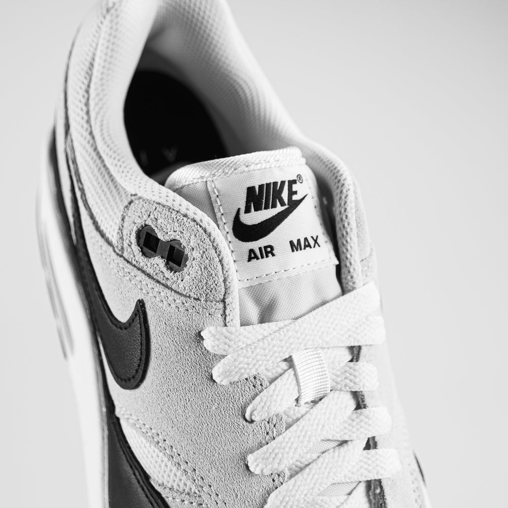 Air Max 1 ESS (White/Black-Summit White)