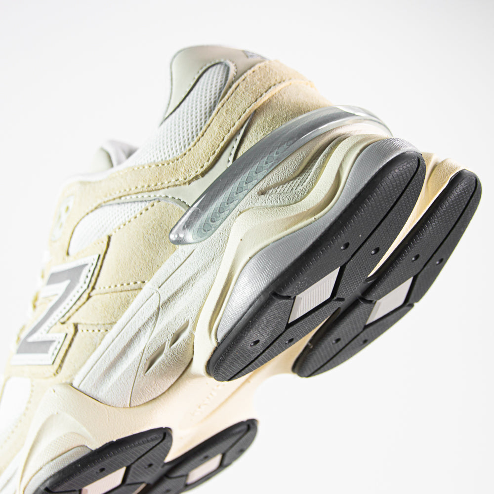 U9060WNB (Beige/White)