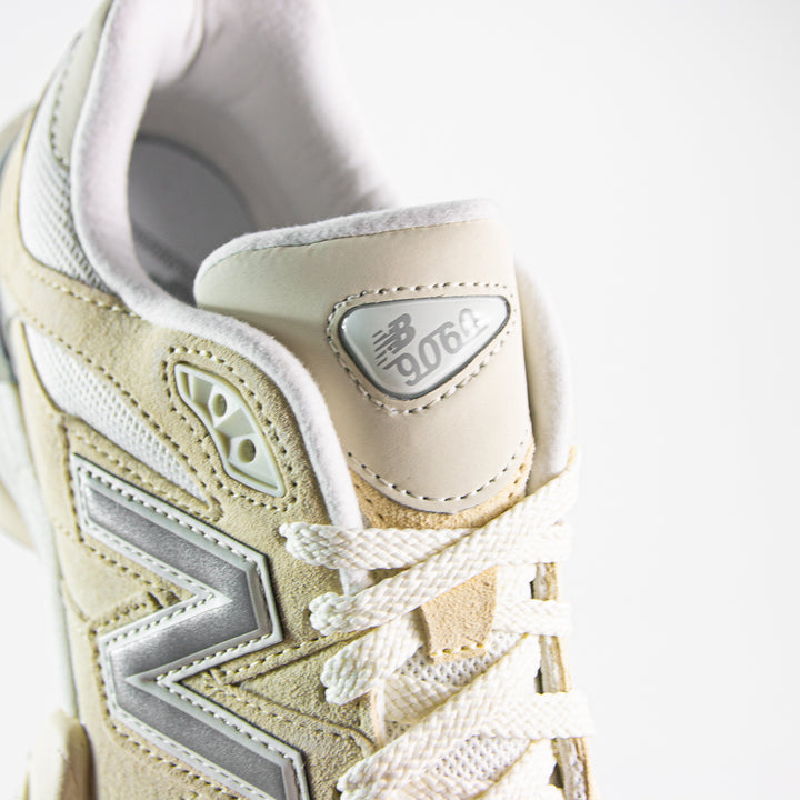 U9060WNB (Beige/White)