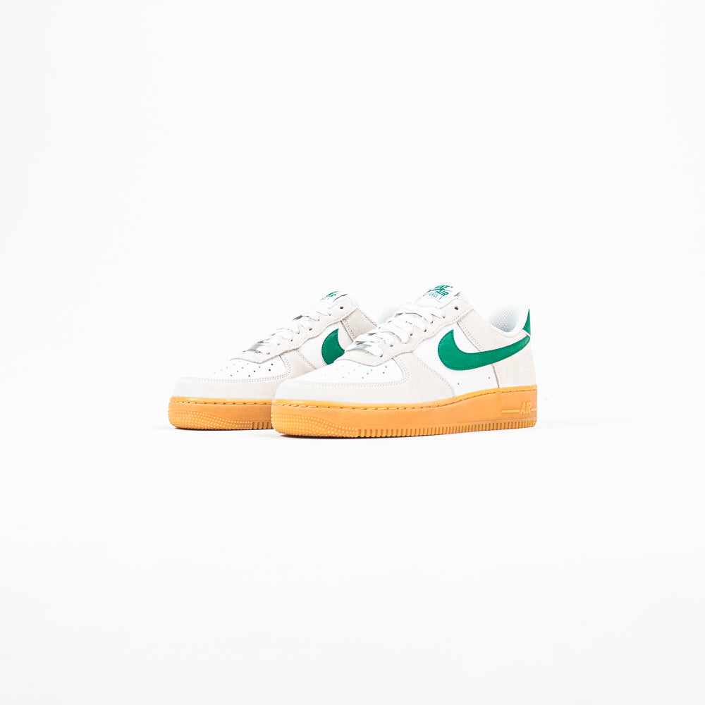 Air Force 1 '07 LV8 (Phantom/ Malachite/ Gum Yellow)