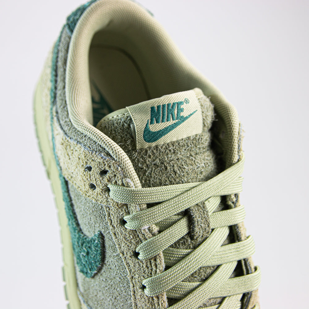 W Dunk Low (Olive Aura/ Bicoastal/ Oil Green)