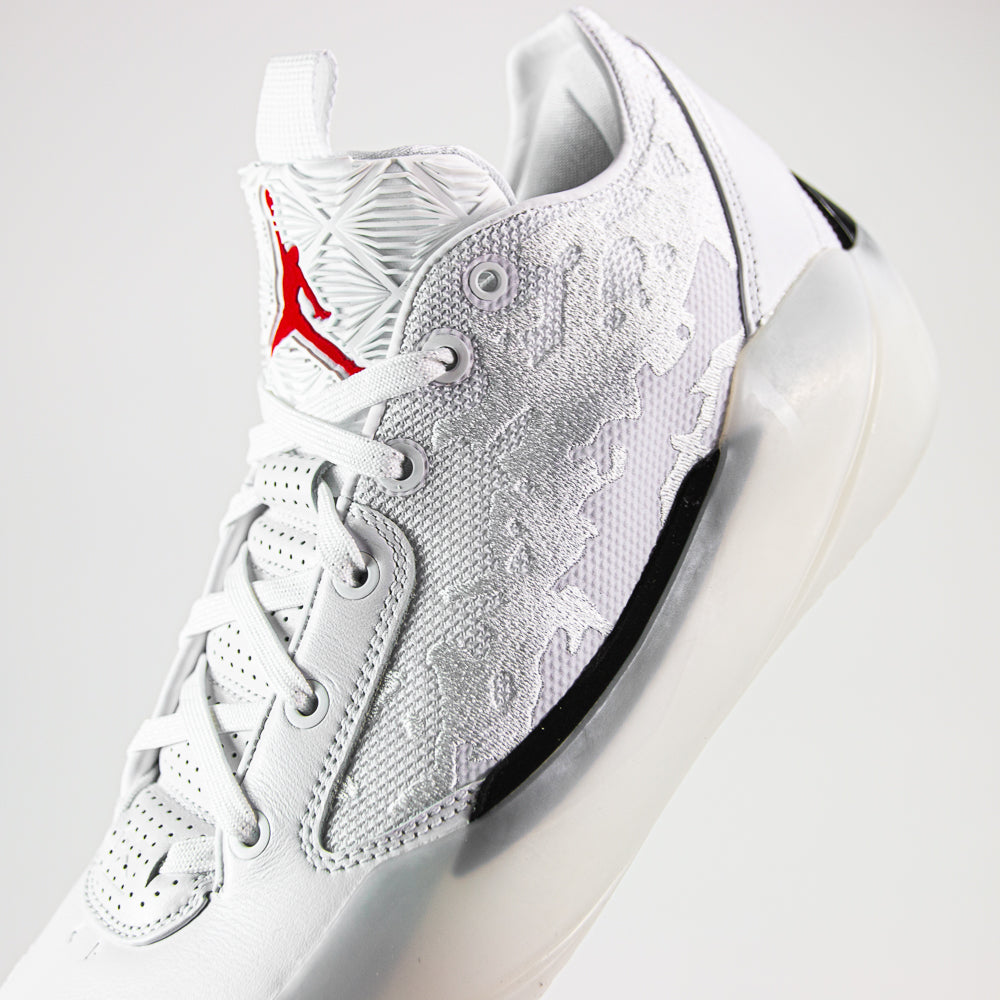 Air Jordan XXXIX (White/University Red-Black)