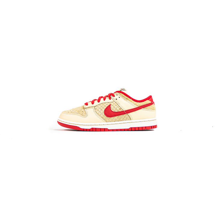 Dunk Low Retro SE (Pale Vanilla/University Red)