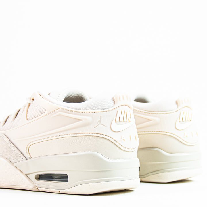 Wmns Air Jordan 4 RM (Legend Lt Brown/Sail)