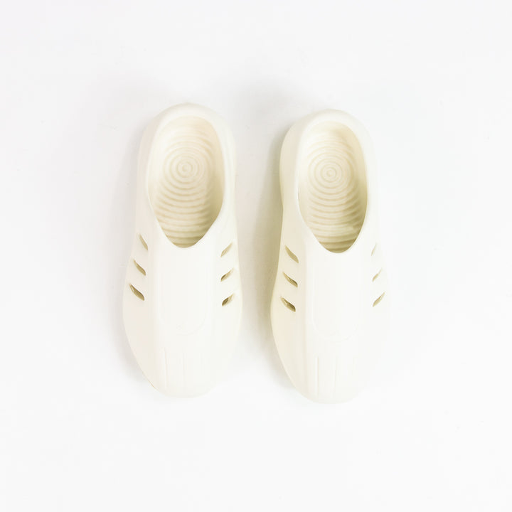 adiFOM IIInfinity Mule (Off White)