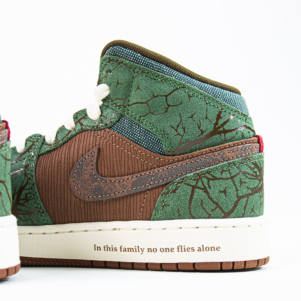 Air Jordan 1 Mid SS (GS) (Archaeo Brown/Light Olive)