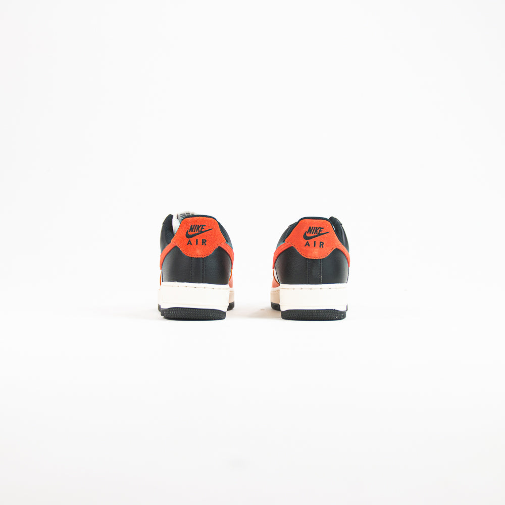 Air Force 1 '07 LV8 (Black/Vintage Coral-Phantom)