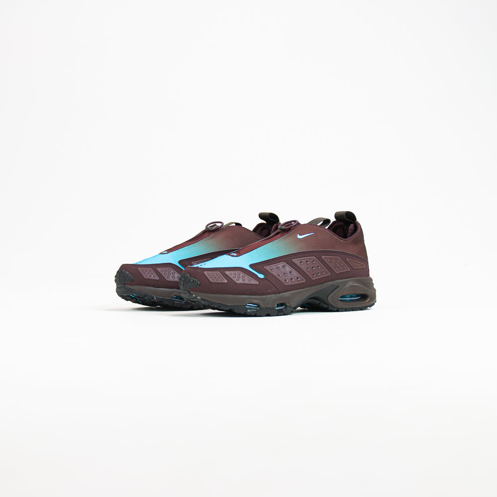 WMNS Air Max SNDR (Burgundy Crush/Baltic Blue)