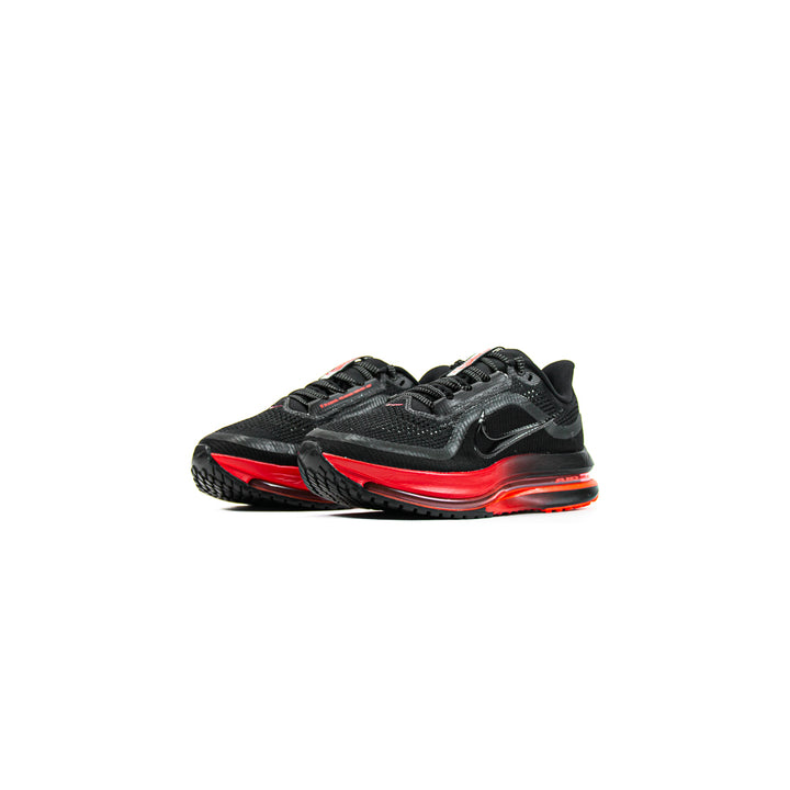 Pegasus Premium (Black/Black-University Red)