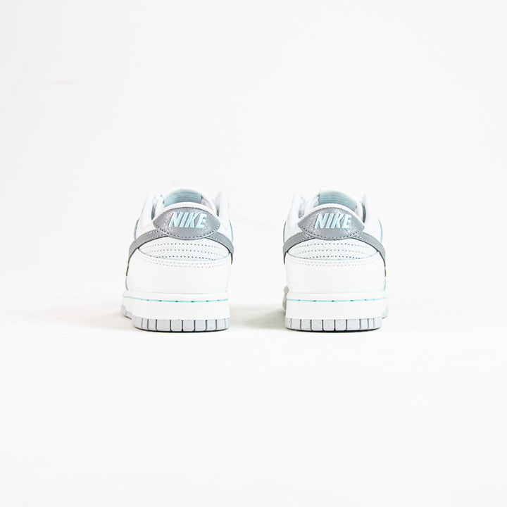 Dunk Low Retro SE (Summit White/Metallic Silver)