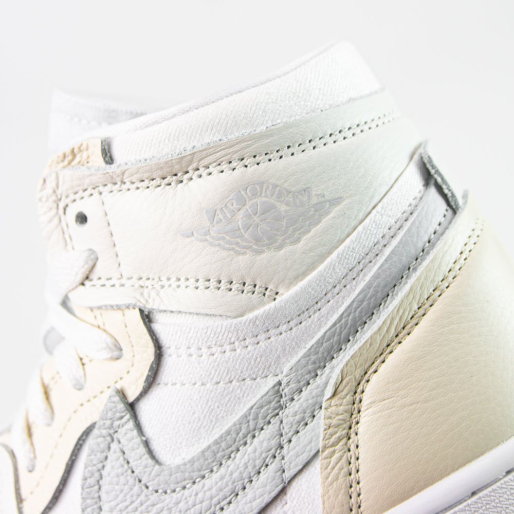 Wmns Air Jordan 1 MM High (White/Pure Platinum-Sail)