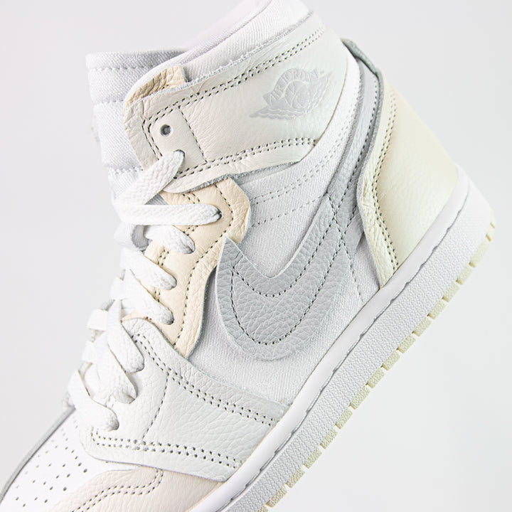 Wmns Air Jordan 1 MM High (White/Pure Platinum-Sail)