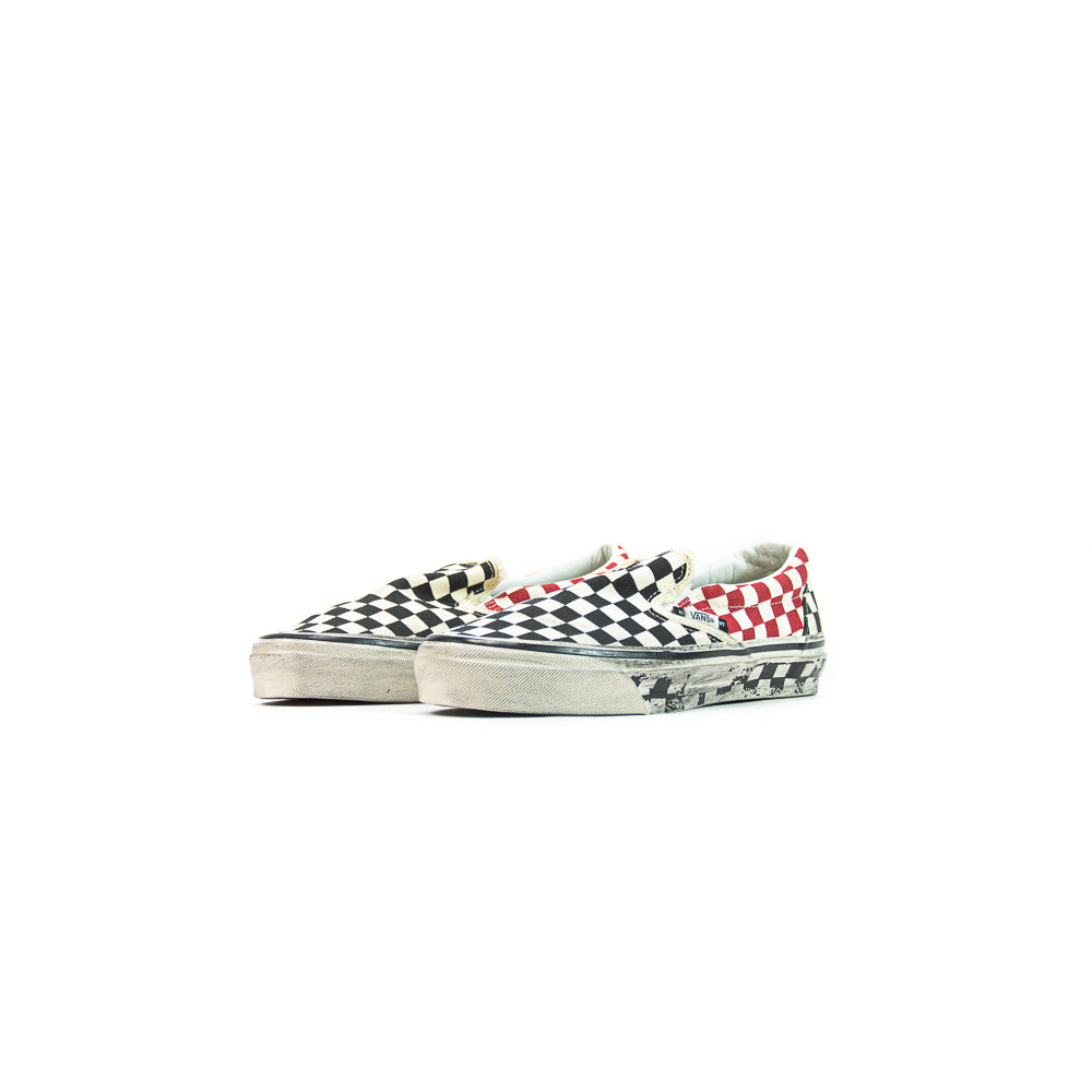 LX Classic Slip-On 98 (A.O.D. Black/Checkerboard)