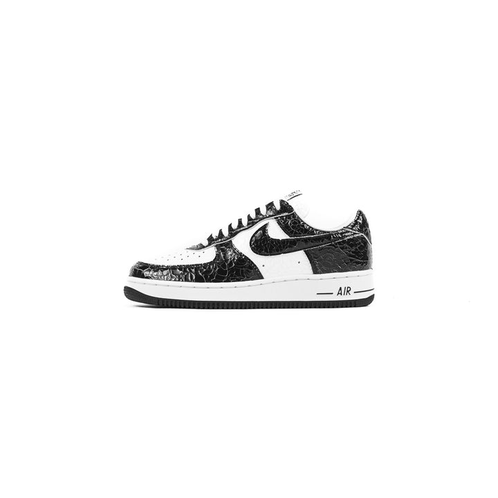 Air Force 1 Low Cracked Leather (Black/Black/White)