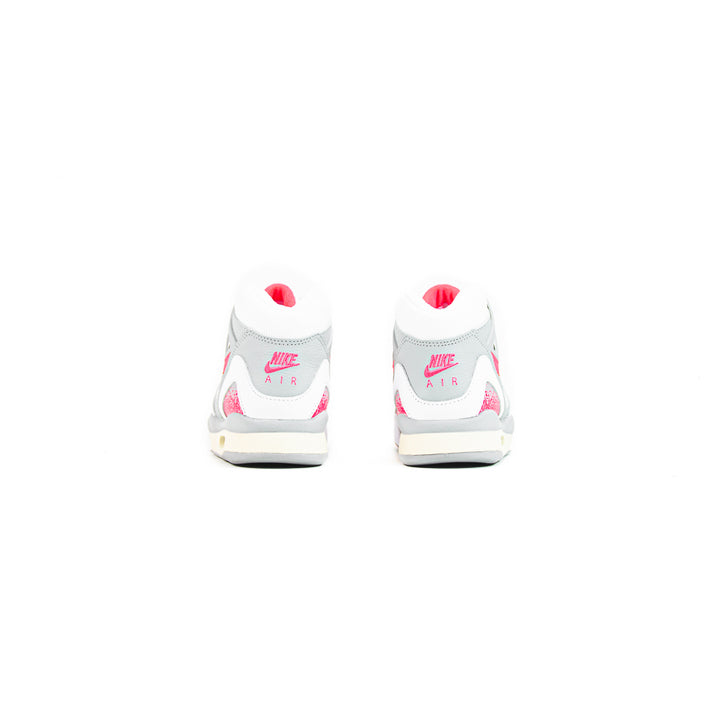 Air Tech Challenge 2 (White/Racer Pink/Lt Smoke Grey)