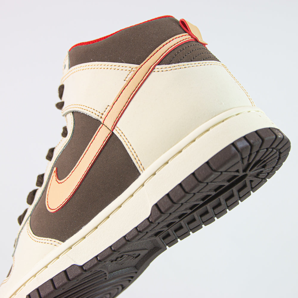 Dunk Hi Retro SE (Baroque Brown/Sesame)