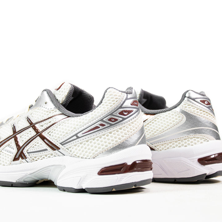 Wmns Gel-1130 (Cream/Reddish Brown)