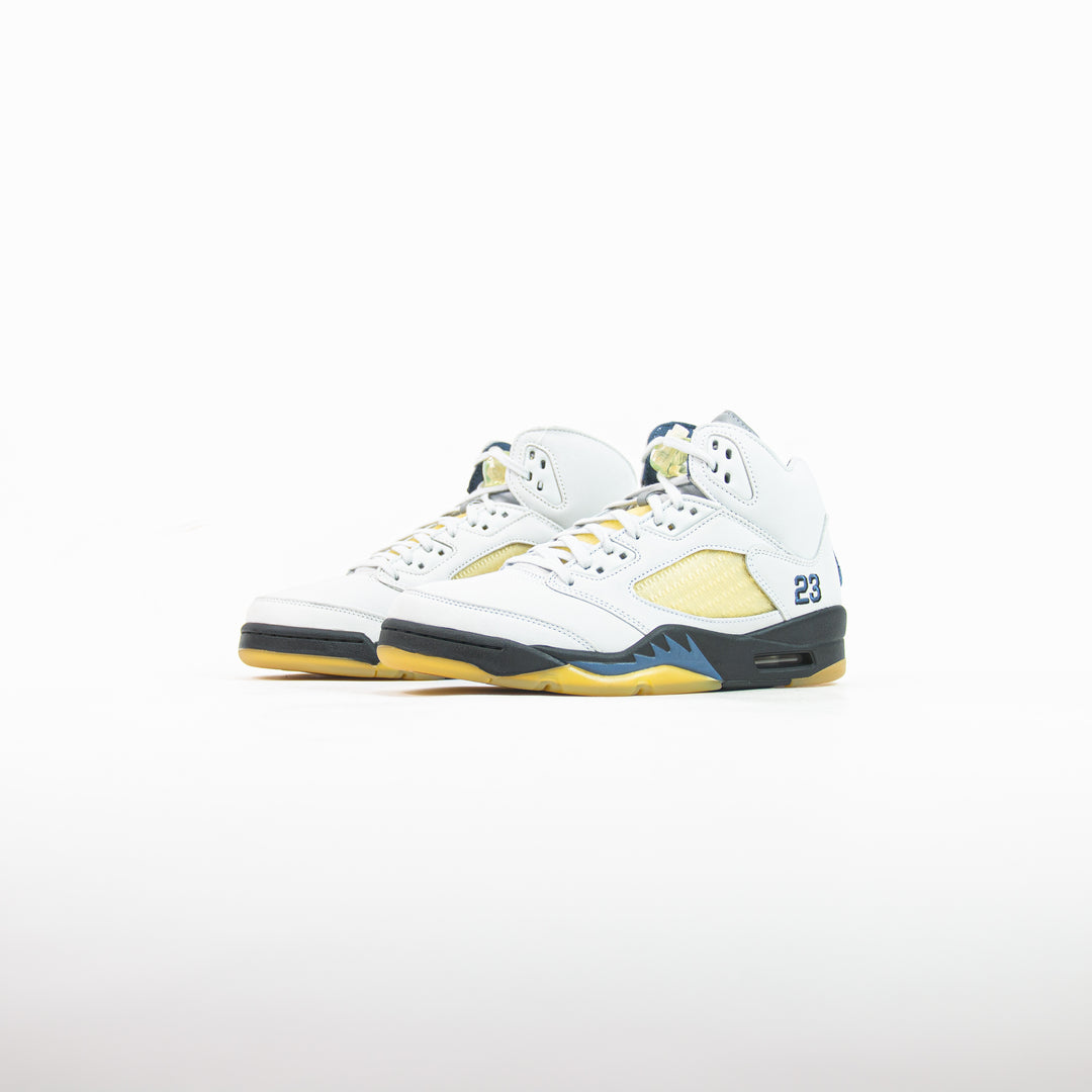 Wmns Air Jordan 5 Retro SP (Photon Dust/Black)