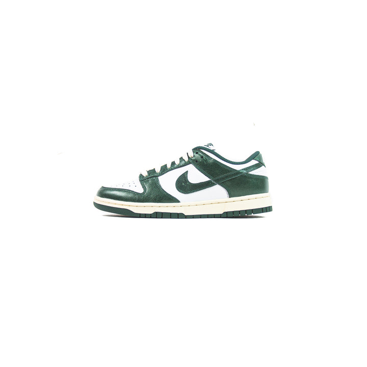 WMNS Dunk Low (White/Pro Green/Coconut Milk)