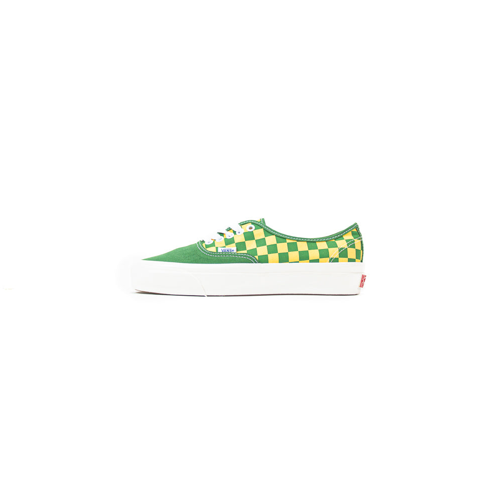 Lx Authentic 44 (Checkerboard Fairway) – Corporate