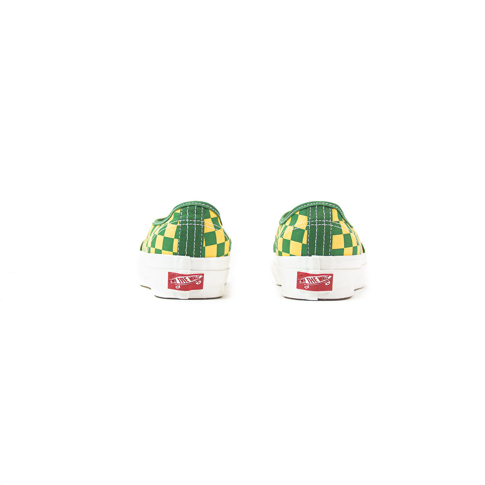 Lx Authentic 44 (Checkerboard Fairway) – Corporate