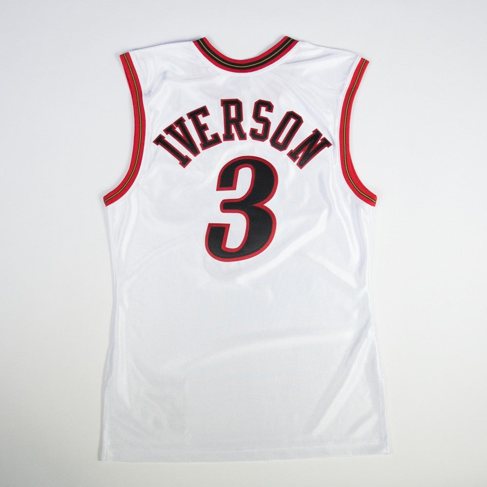 Allen Iverson Philadelphia 76ers Mitchell & Ness 2000-01 Hardwood Classics Swingman Jersey - White Allen Iverson Philadelphia 76ers Mitchell & Ness 2000-01 Hardwood Classics Swingman Jersey - White