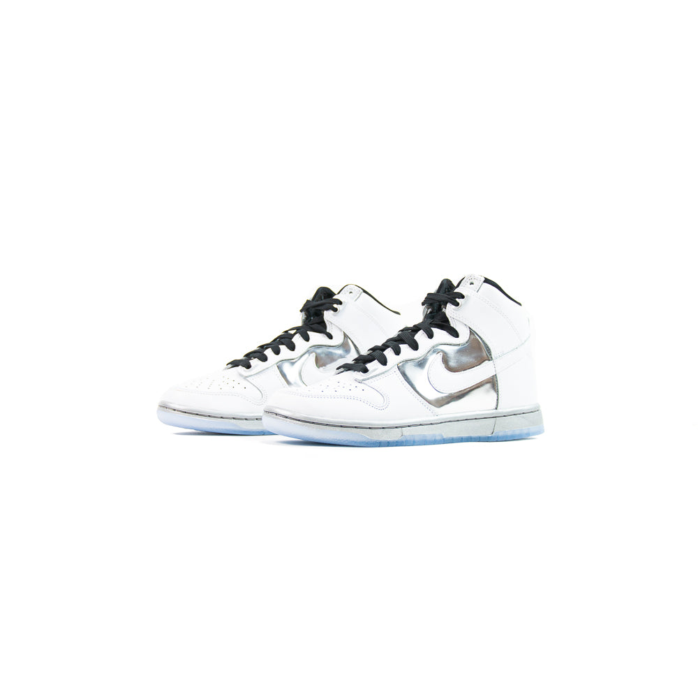 W Dunk High SE (White/White-Metallic Silver)