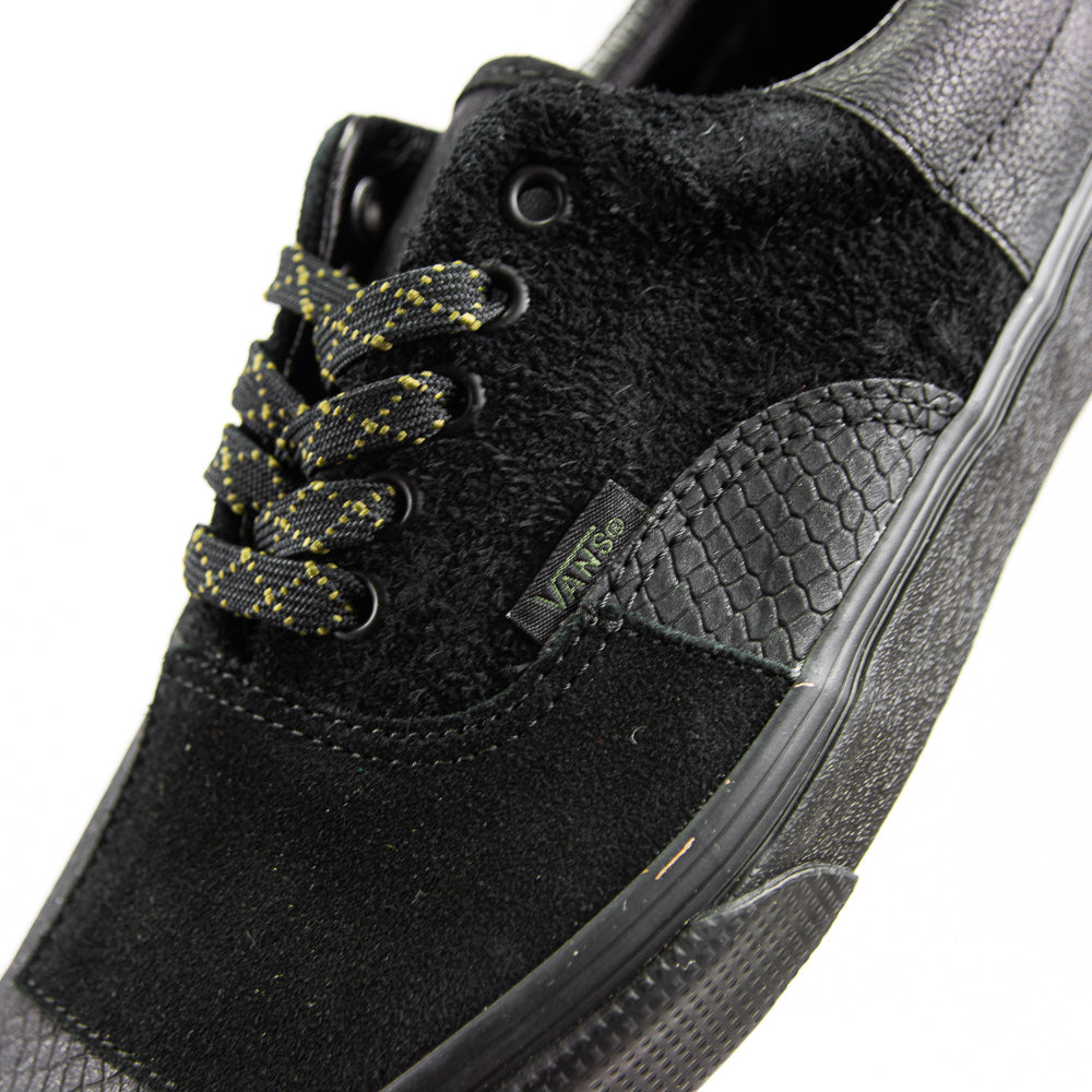 Era Patchwork (Mono Patchwork Blackout) – Corporate
