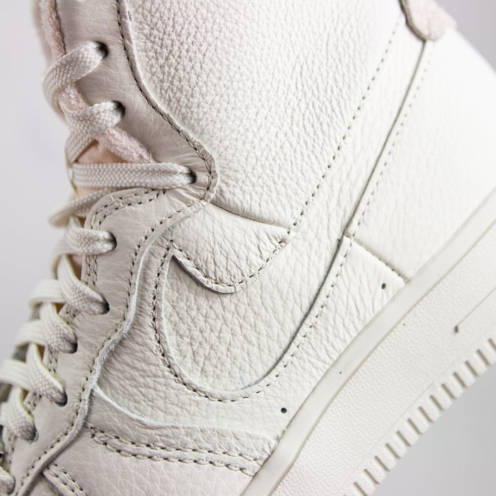 WMNS Air Force 1 High Sculpt (Sail/Sail)