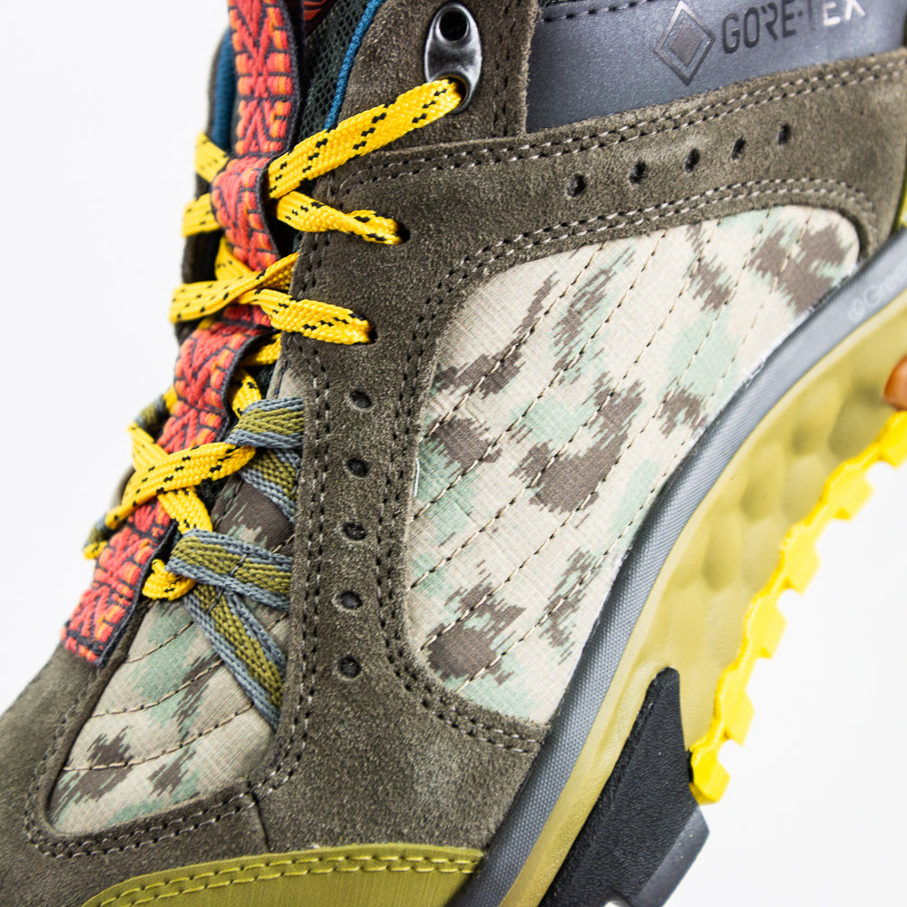 Solar Ridge WP L/F Hiker (Olive Suede)