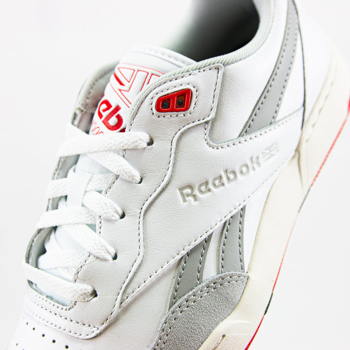 BB 4000 II (White/Pure Grey/Vector Red)