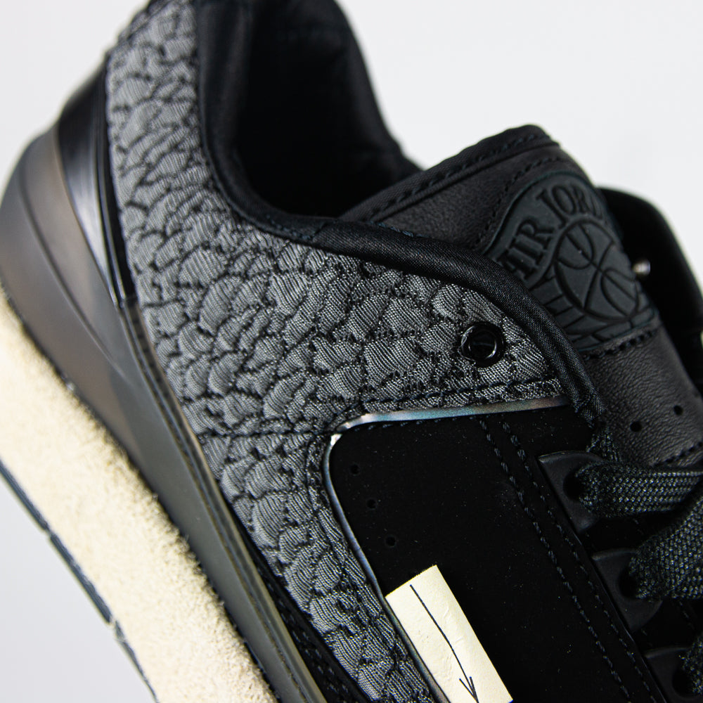 Air Jordan 2 Retro Low SP (Black/Anthracite-Smoke Grey)