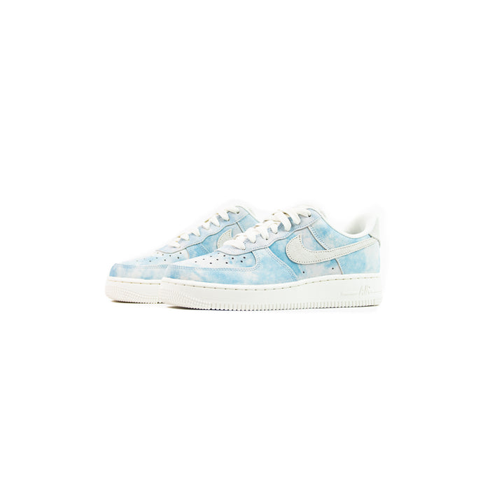 WMNS Air Force 1 '07 SE (Celestine Blue/Sail)