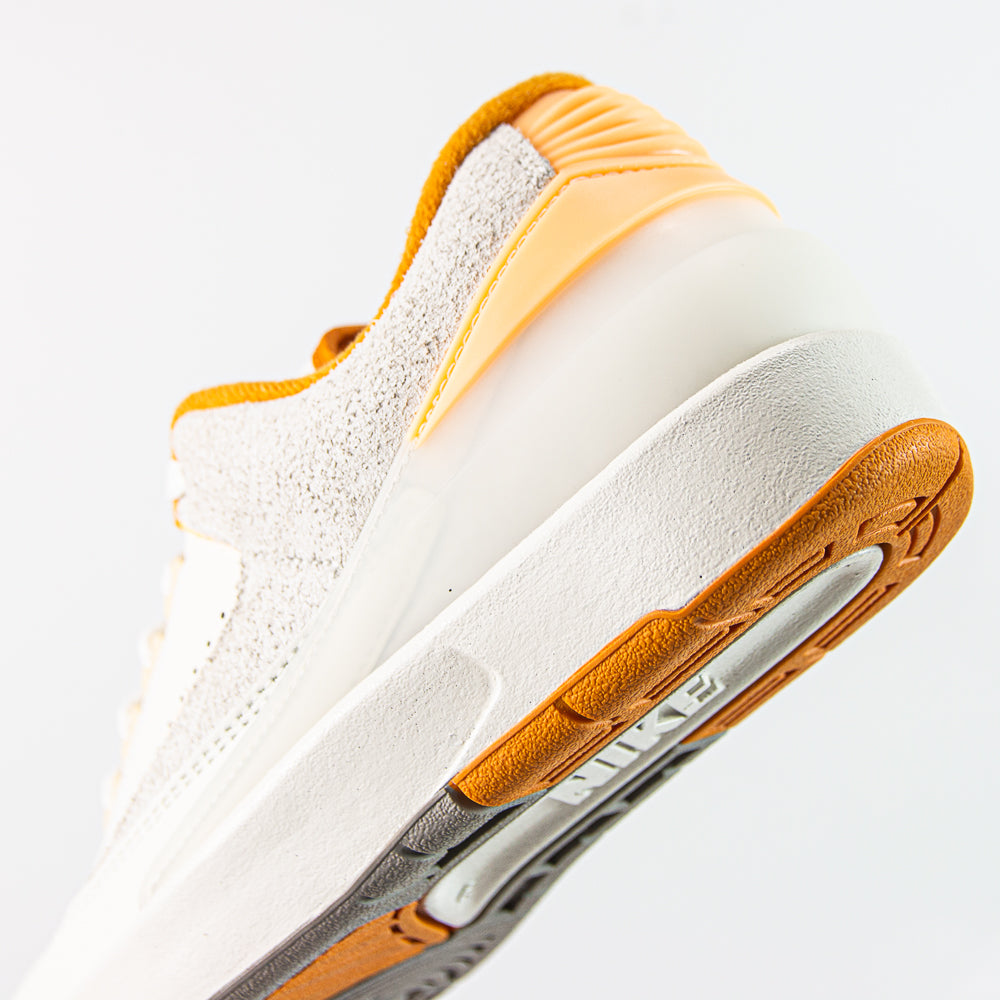 Air Jordan 2 Retro Low (Sail/Melon Tint-Light Curry)