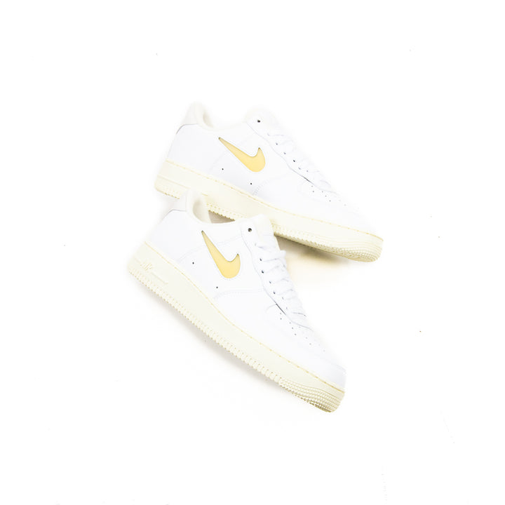 Air Force 1 '07 LX (White/Pale Vanilla)