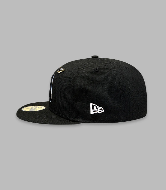 Paper Planes x Indianapolis Colts Fitted (Black/White)