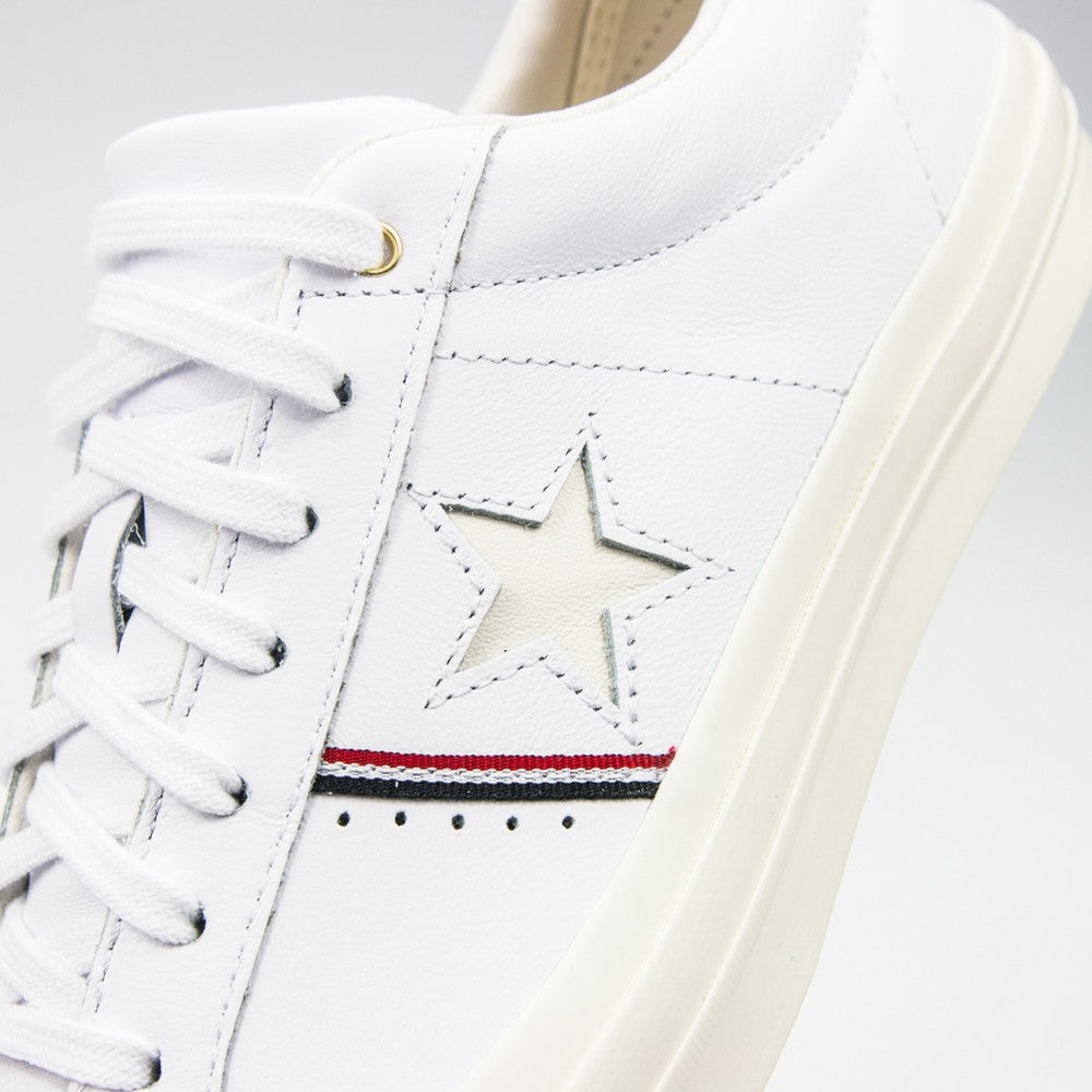 One Star Ox (White/Enamel Red/Egret)